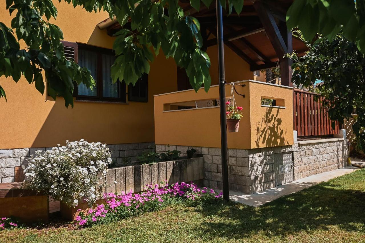 Casa Luisa Διαμέρισμα Πόρετς Εξωτερικό φωτογραφία